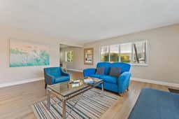 Modern 2BR 1BA Steps From The Singer Island Beach