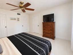 Jupiter Bay Beach Condo - Image 2