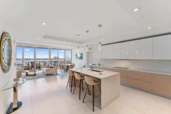 2BR 2BA in a Luxury Beach Resort Amrit - Image 1