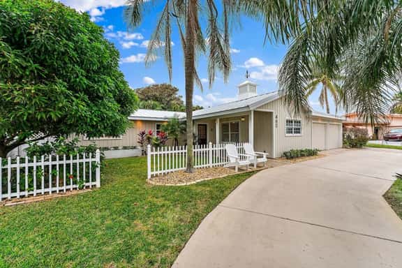 4BR 3.5BA Juno Beach Pool Home - Image 1