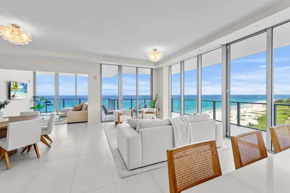 Luxury 2BR Condo in Amrit with ocean view - Image 1