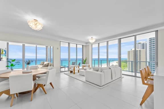 Luxury 2BR Condo in Amrit with ocean view