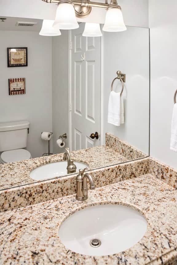 Jupiter Bay Beach Condo - Image 3