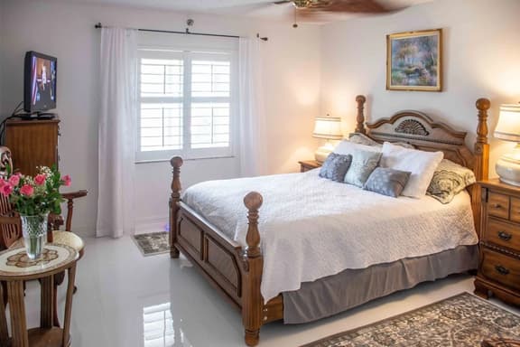 Jupiter Bay Beach Condo